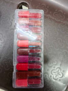 BeautyWomen Matte Lips Lipstick Set