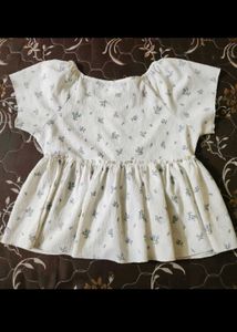 Chic White Floral Peplum Top