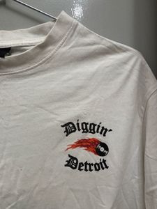 White 'Diggin' Detroit' Graphic Tee