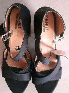 Heels/Sandals