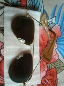 Ray-Ban Aviator Sunglasses