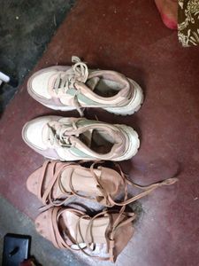 Women's Shoes - Heels and Sneakers