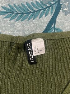 Olive Green V-Neck Ribbed Sweater
