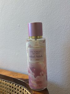Victoria's Secret Velvet Petals Body Mist