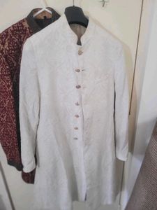 Men's White Embroidered Kurta