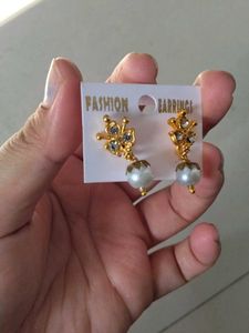 Elegant Pearl Drop Earrings