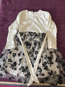 Ribbed Mock Neck Top