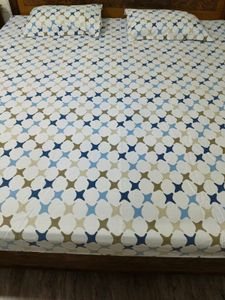 100 % premium queen Bedsheet Set