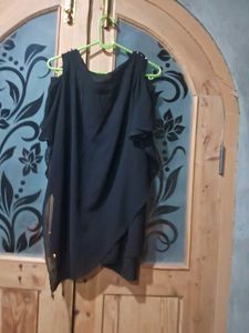 Elegant Black Cold Shoulder Top