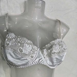 ❤️‍🔥 Lace Trim Bra