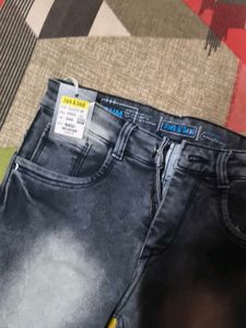 Stylish Washed Denim Jeans