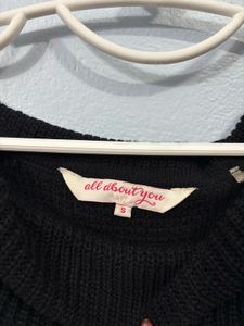 Off-Shoulder Sweater top