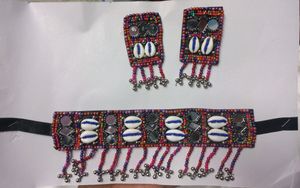 1 New Choker Set