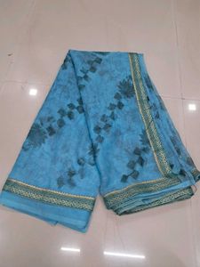 Elegant Blue Floral Print Saree
