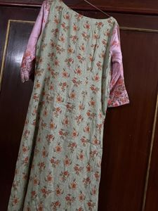 Women Beautiful Kurti