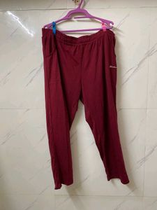 BlinkIn Women Maroon Solid 7XL Fit Track Pants