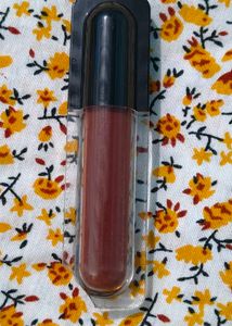 Kiss Beauty Matte Lipgloss Brown