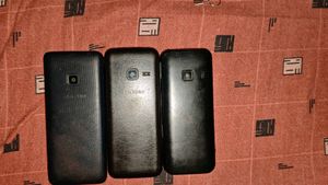 Lot of 3 Samsung Phones