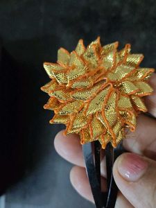 Hair clips