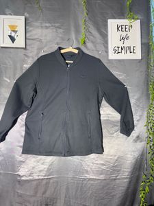 Men's Black Zip-Up Jacket