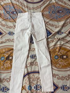 White Distressed Denim Jeans clean and clear