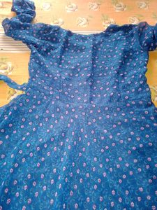 Elegant Blue Floral Wrap Dress