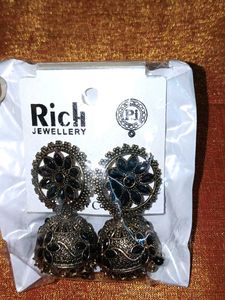 Rich Jewellery Jhumka Earrings