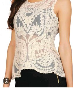 Elegant Lace Sleeveless Top