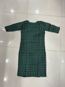medium size kurta