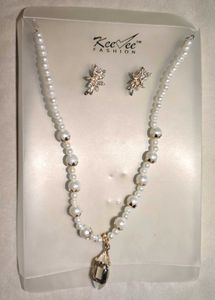 Elegant Pearl Necklace &amp; Earring Set