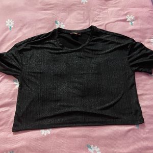 🪩Sparkly Black Cropped Top