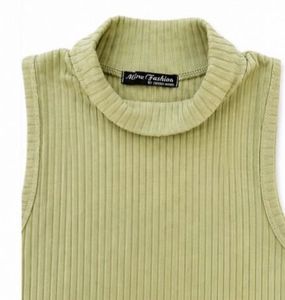 Sleeveless Ribbed Turtleneck Top