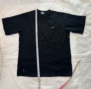 Nike downshoulder Black T-Shirt