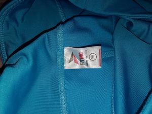 Turquoise Athletic Cropped Leggings