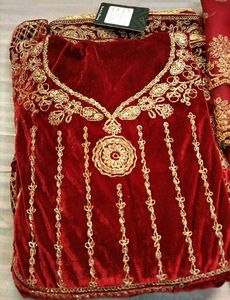 Elegant Velvet Dress With Zari Work