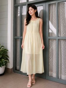 Elegant Sleeveless Yellow Dress