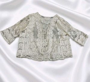 Elegant Lace Shrug