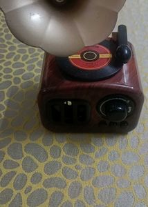 Retro Gramophone Decor Piece musical piec