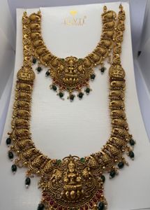 Traditional Indian Gold Necklace Set