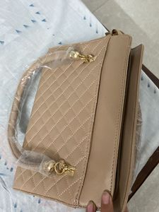 Handbag With Sling👜