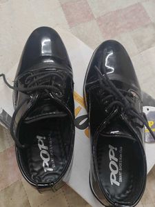 Party wear glossy black formal shoes