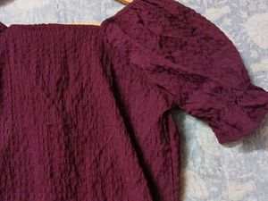 Jamuni Textured Puff Sleeve Top