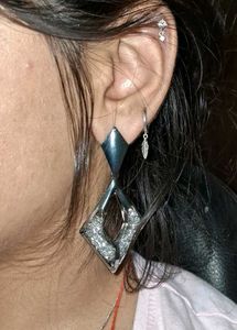 Sparkling Diamond-Shaped Drop Earrings