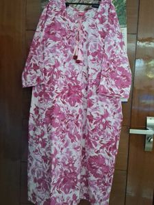 Pure cotton daily wear kurta in floral pattern