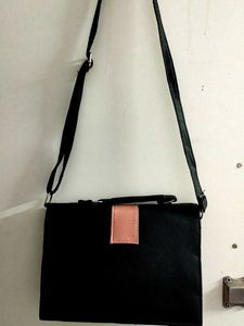 Chic Black &amp; Pink Shoulder Bag