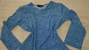 Blue & White Geometric Print Top