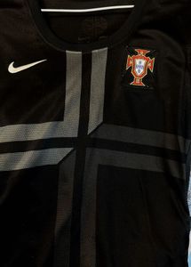 M size women's Nike Portugal Soccer Jersey