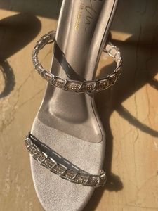 silver heel