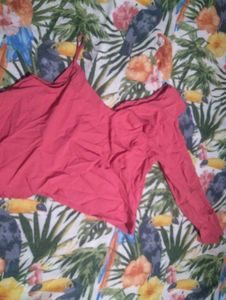 Chic Pink Ruffled Top