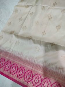 New Off white &amp; Pink Pure Banarasi Silk Saree
